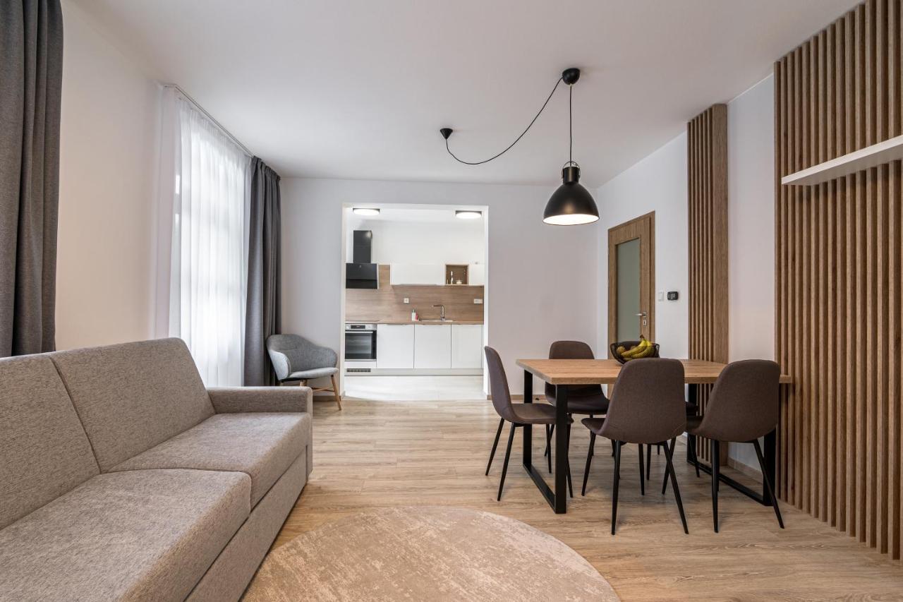 Hubertus Karlova Studanka Aparthotel Екстериор снимка