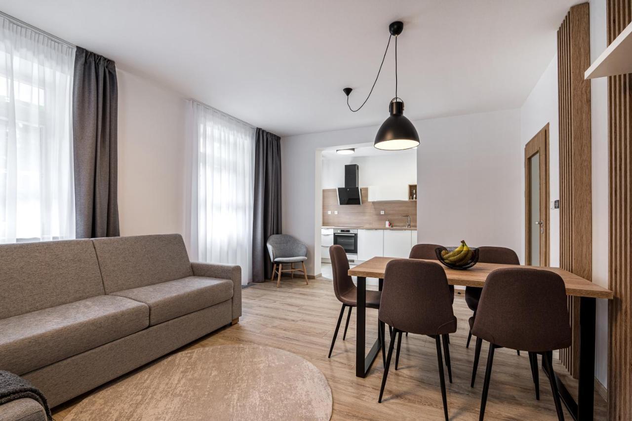 Hubertus Karlova Studanka Aparthotel Екстериор снимка