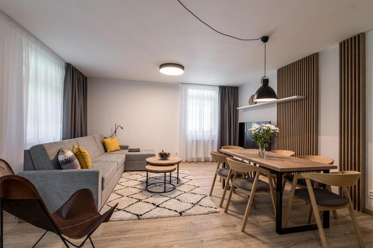 Hubertus Karlova Studanka Aparthotel Екстериор снимка