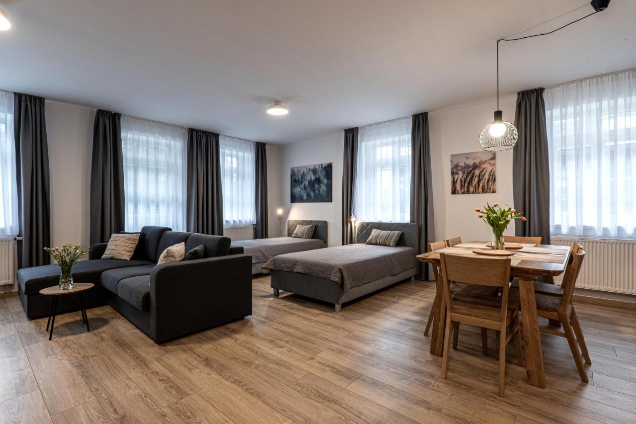 Hubertus Karlova Studanka Aparthotel Екстериор снимка